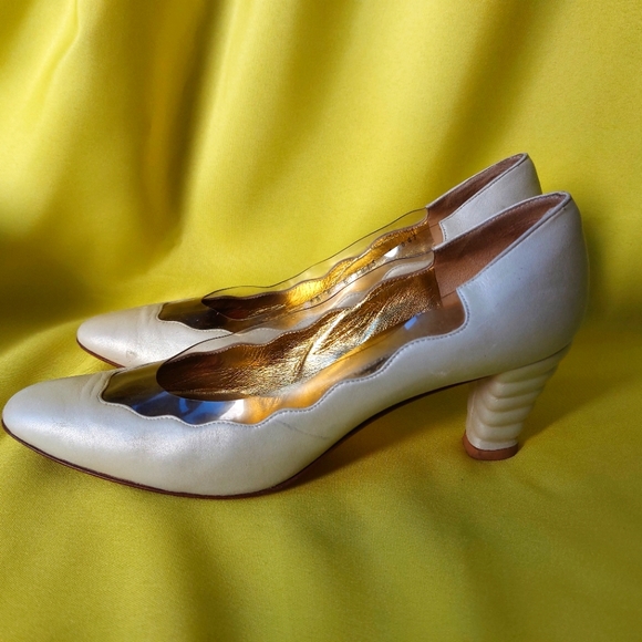 Vintage Woman Shoes by Bruno Magli Couture All Genuine Leather Made in Italy - Picture 4 of 10